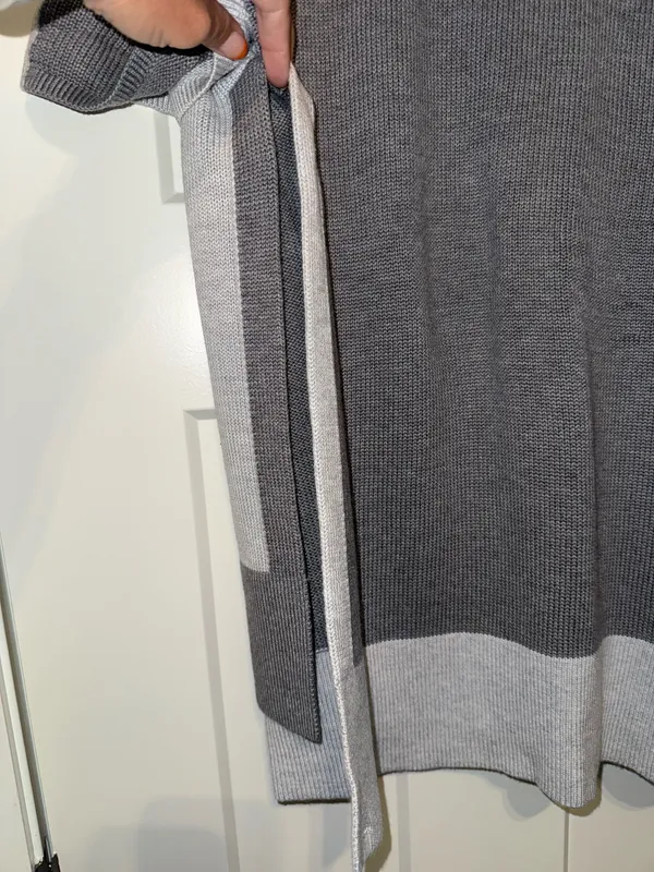 Lululemon Opened Up Poncho Sweater Grey with Dark Gray - Image 6