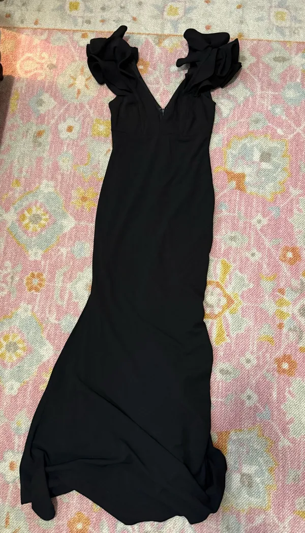 Lulu’s Black Formal Dress - Image 4