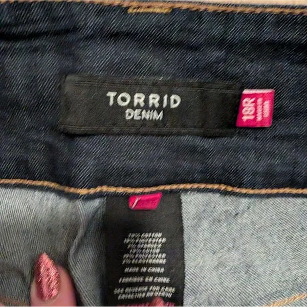 Torrid Plus 18 2X High Rise Slim Boot Dark Wash Jeans EUC - Image 3