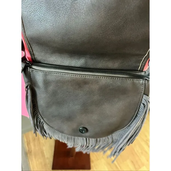 Brown fringe faux leather crossbody bag - new western country outfit hobo hippy - Image 3