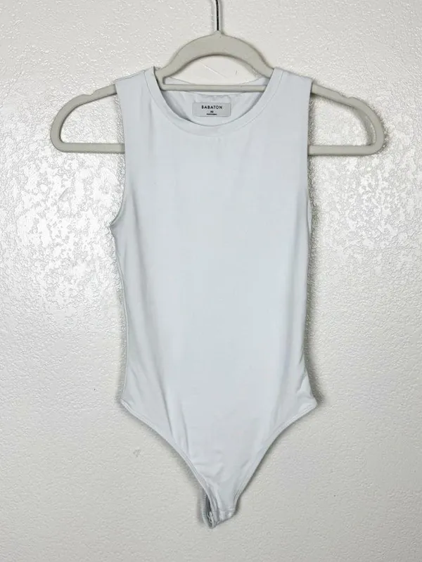 Aritzia Babaton Contour Muscle Bodysuit in White Size XS - Image 2