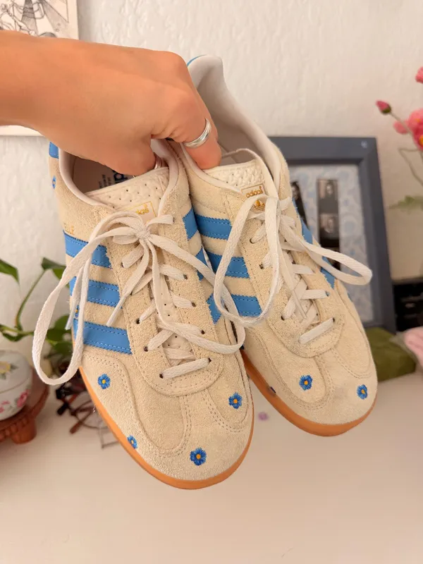Adidas Samba Blue Daisy  - Image 3