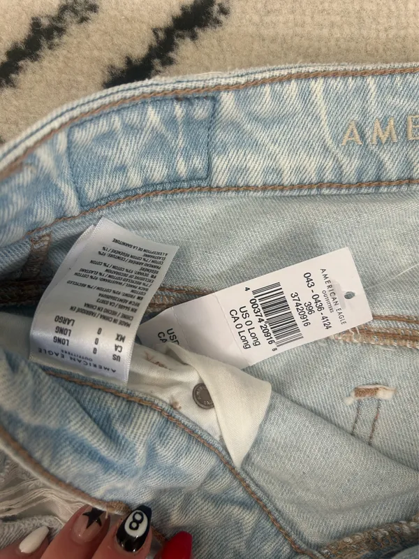 American Eagle Jeans - Image 3