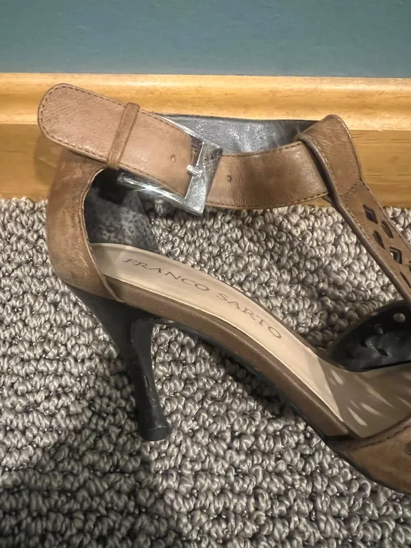 Franco Sarto Brown Leather T Strap Heels, Size 6 - Image 4