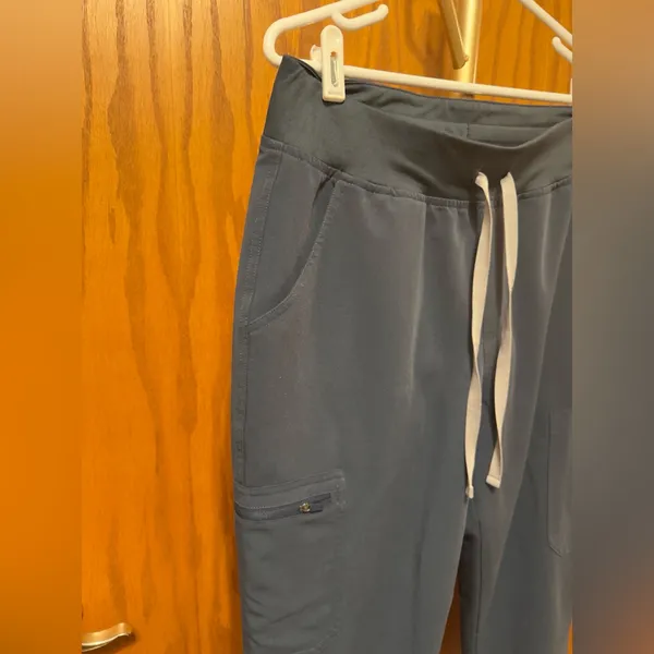 FIGS Technical Collection Women's Kade Scrub Pants Size‎ L Navy Blue Drawstring - Image 2