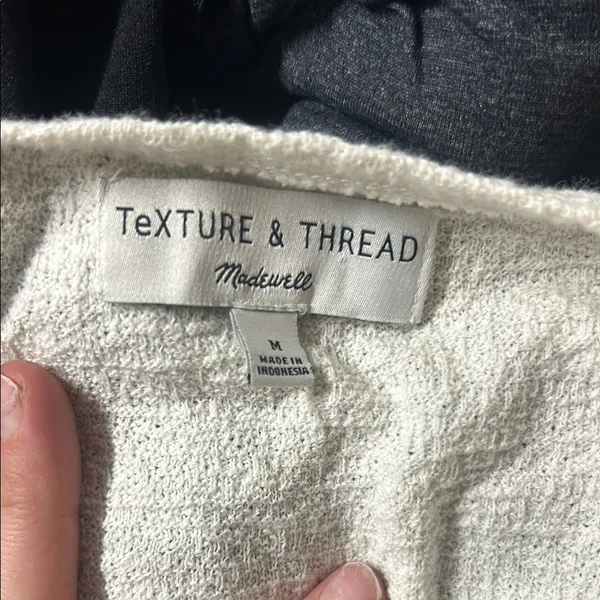 Madewell Texture & Thread 100% cotton Cream Ivory wrap top short sleeve blouse! - Image 2