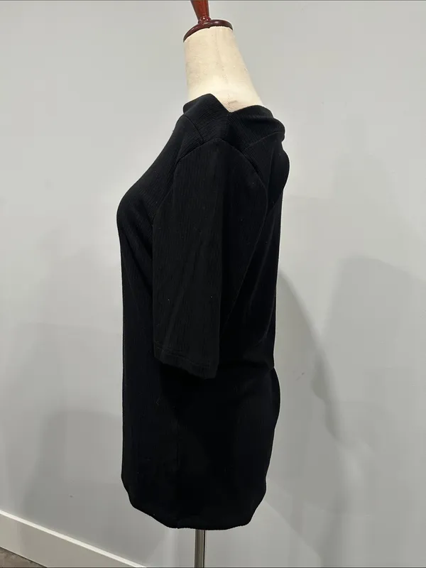Banana Republic Black Ribbed Short Sleeve Top - Image 4