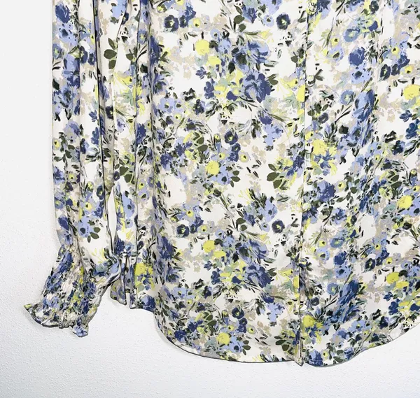 Maurices Cream Multicolor Ditsy Floral Print Ruffle Smock Blouse - Image 5