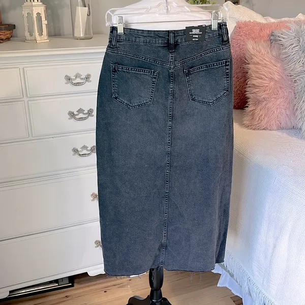 Divided Denim Skirt High Waisted Mom Skirt Vintage Black Midi High Slit Womens 2 - Image 2