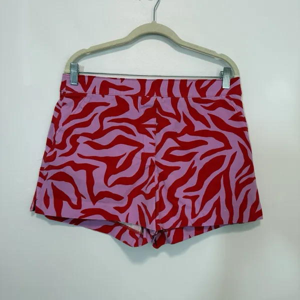 Spanx On The Go‎ Shorts in Red Pink Zebra Print Size Large - Image 2