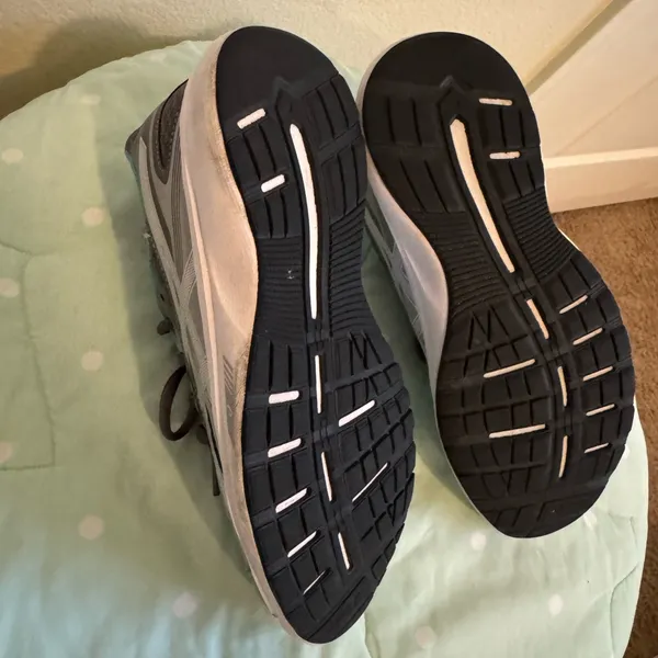 ASICS Gray and Blue Sneakers size 6.5 - Image 12