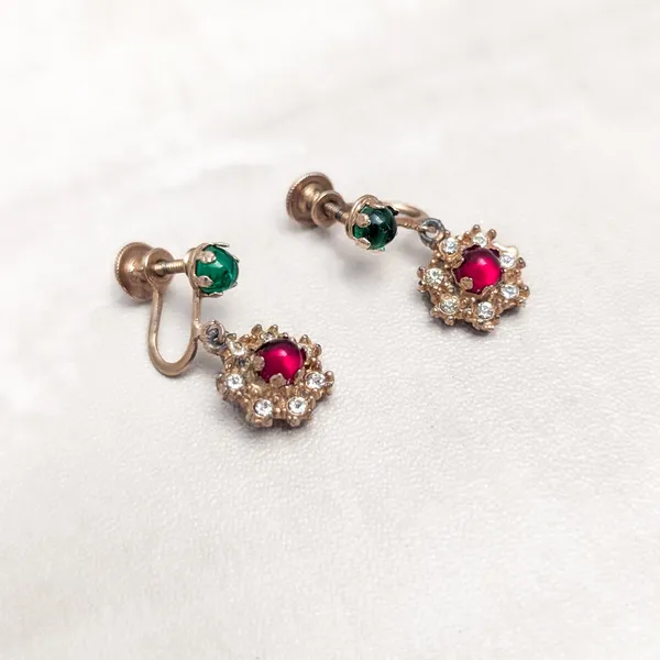 Vintage Screw On Earrings Green, Red, Clear, Gold Tone Regal Dangle Earrings - Image 3