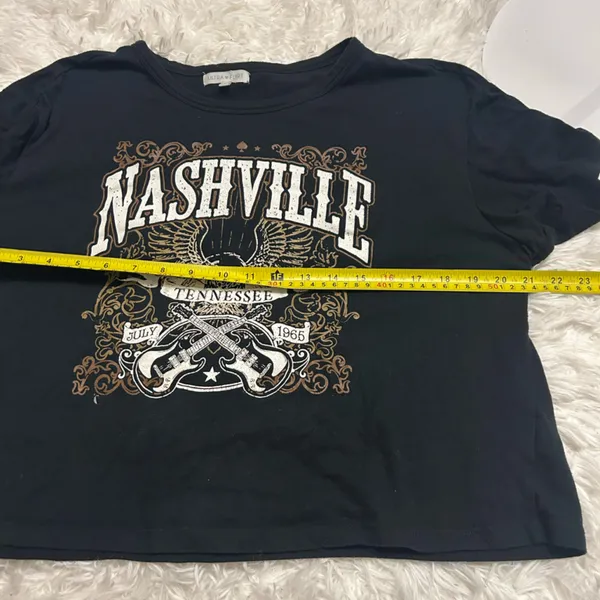 Ultra Flirt black cropped t-shirt tee Nashville Tennessee country music large - Image 6