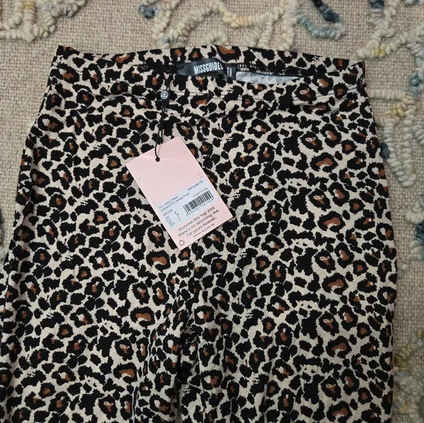 Missguided Leopard Print Flared Pants - Image 4