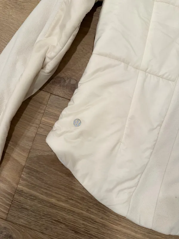 Lululemon jacket - Image 4
