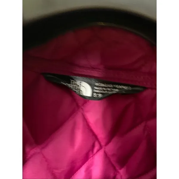 The North Face quilted thermoball full zip jacket women's size small - Image 4