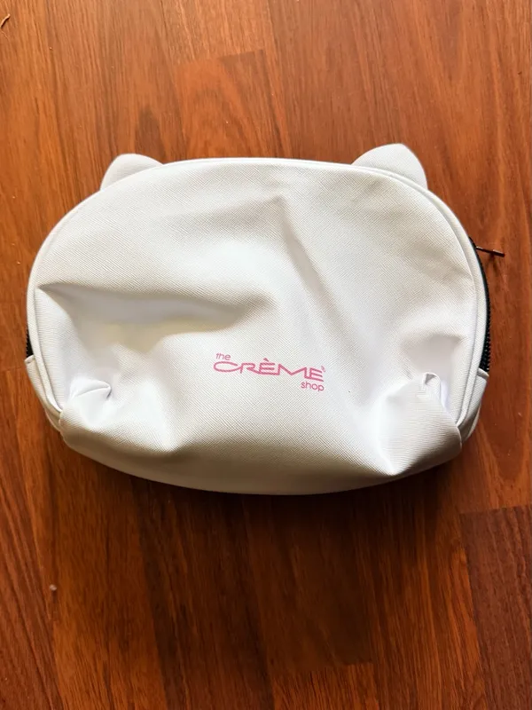 Hello Kitty White Cosmetic Pouch with Pink Bow Accent - Image 3