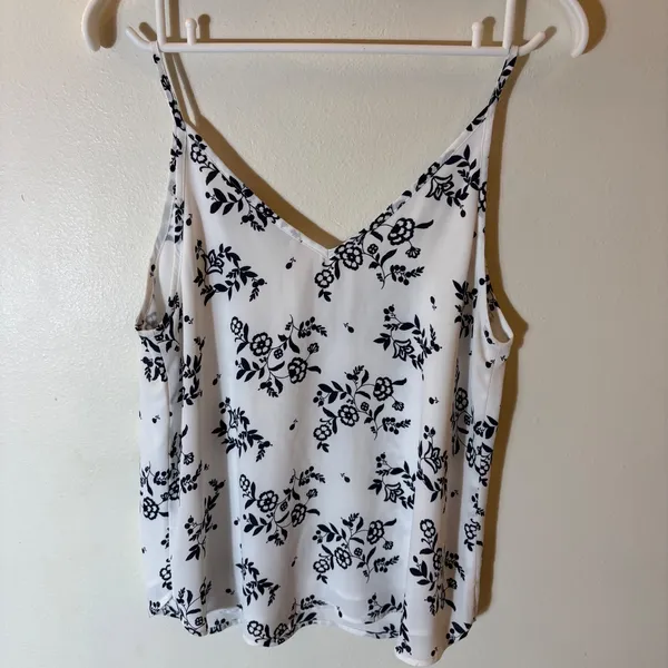 LOFT‎ White Black Floral V-Neck Spaghetti Strap Camisole Tank Top Size XS - Image 4