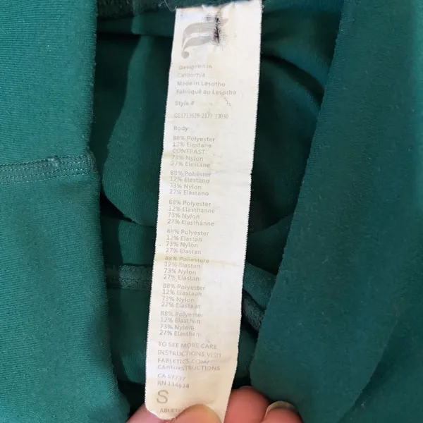 Fabletics small green define powerhold high waisted 7/8 leggings - Image 5