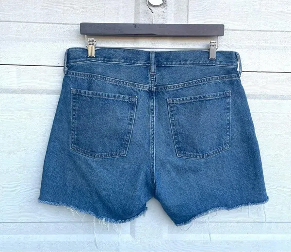 Old Navy Womens Shorts Blue Distressed Denim High Rise Slouchy Cut Off Size 12 - Image 3