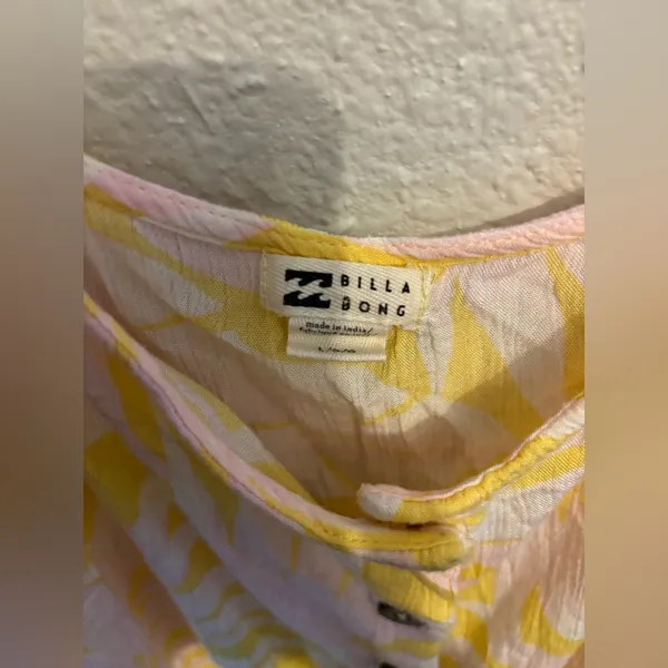 Billabong Yellow and Pink Tropical Button-Front Sundress - Image 3