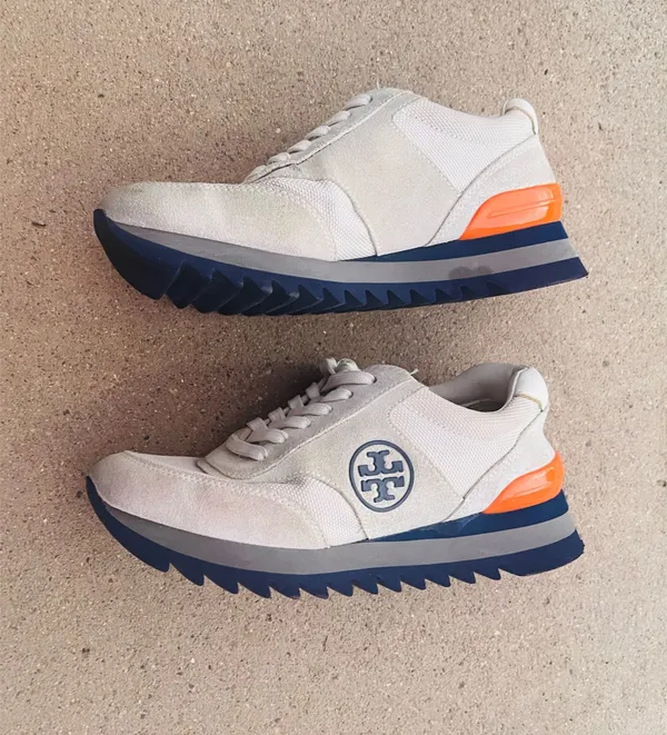 Tory Burch Sawtooth Logo Sneakers size 5 - Image 4