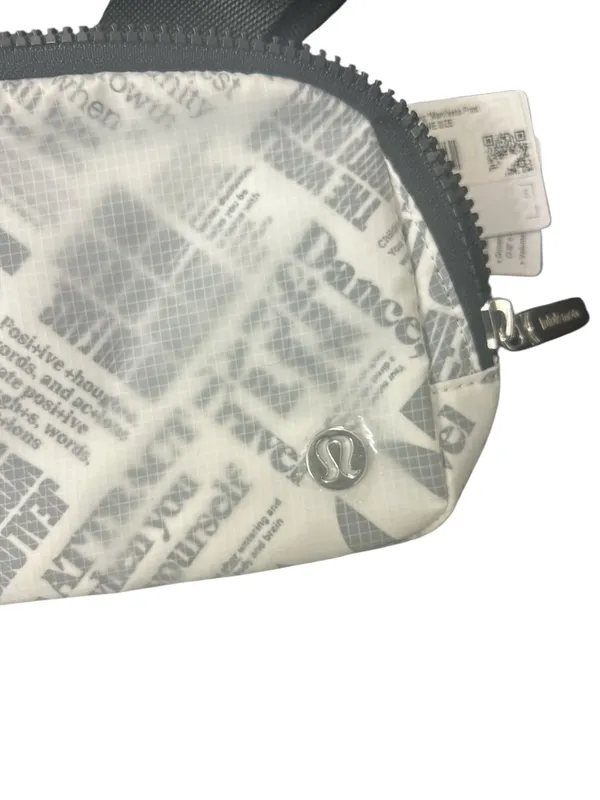 Rare Discontinued Lululemon Everywhere Belt Bag “Manifesto Print” | NWT - Image 7