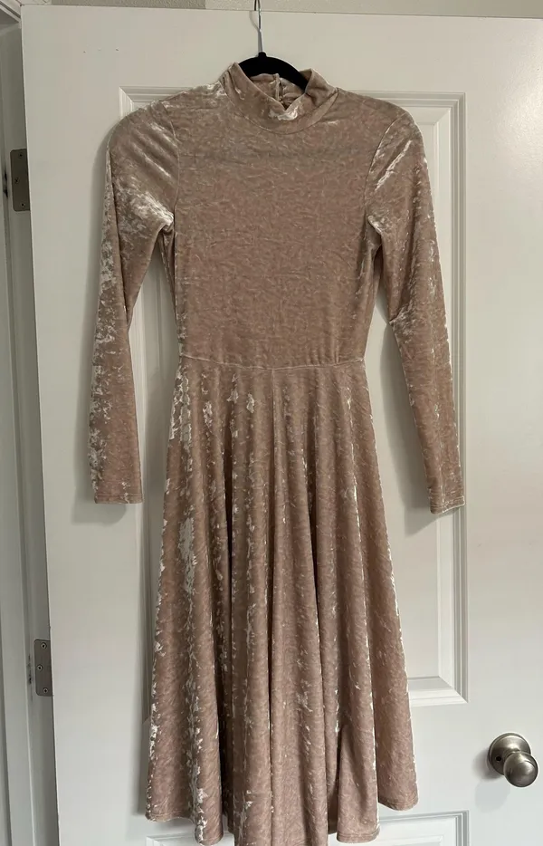 Stunning Velvet A-line Midi Dress Size Small - Image 2