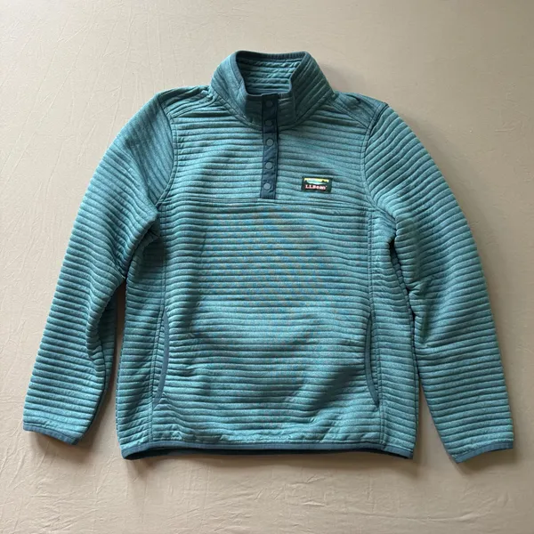 L.L. Bean Airlight Knit Quilted Pullover Sweatshirt - Image 4