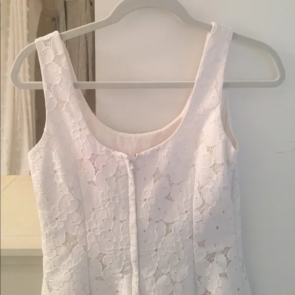 Lilly Pulitzer white eyelet floral shift dress - Image 3