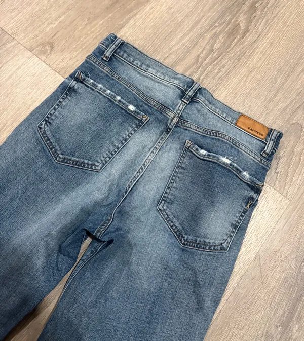Express High-Rise Girlfriend Jeans - Image 6