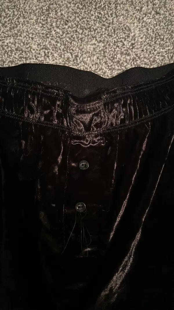 PINK velvet shorts - Image 2