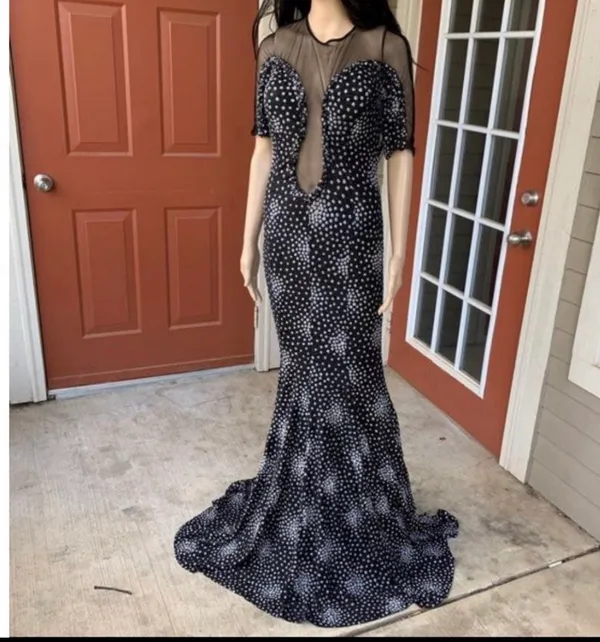Gorgeous Formal Dresses Black Size 12 - Image 8