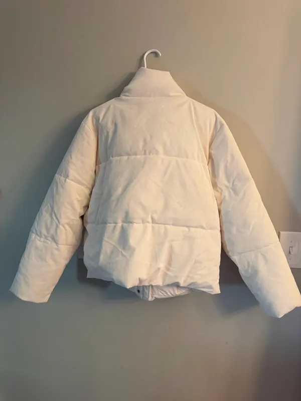 Levi’s Ladies Corded Puffer Jacket - Image 4