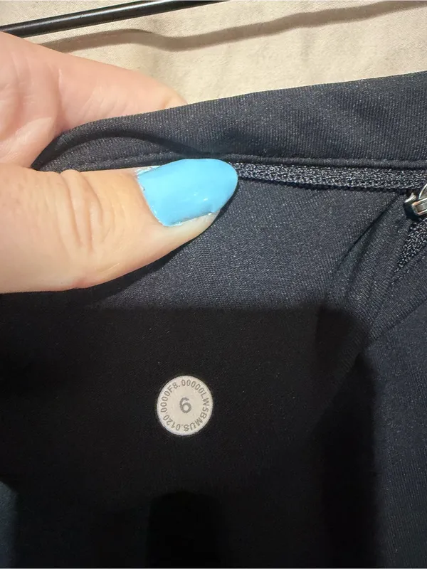 Lululemon Speed Up Tight 28" *Full-On Luxtreme - Image 4