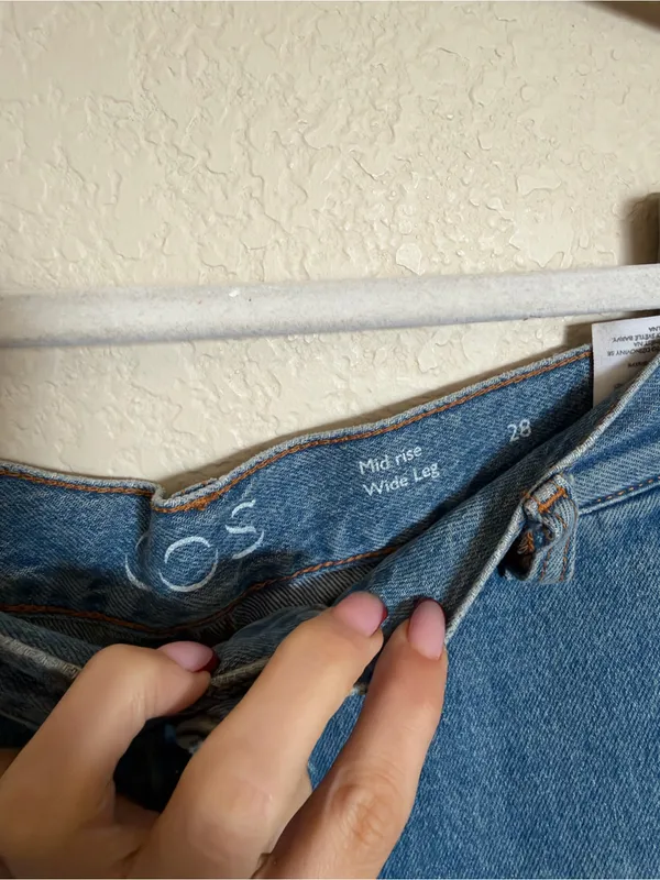 COS Mid Rise Wide-leg Baggy Blue Light Wash Jeans Women's Size 28 - Image 3