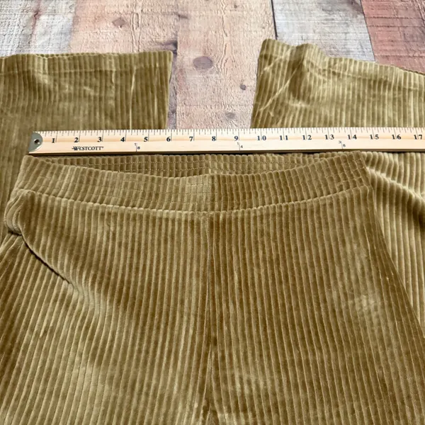 Aerie Women's Brown Gold Corduroy Hi-Rise Groove-On Flare Pants Sz M Lounge Boho - Image 4