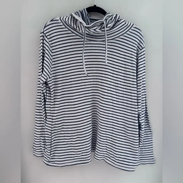 Toad & Co Size L Cowl Neck Long-Sleeved Top in white and blue - Image 2