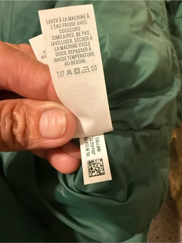 OFFLINE By Aerie Oversized Puffer
Vest Small/ Medium - Image 12