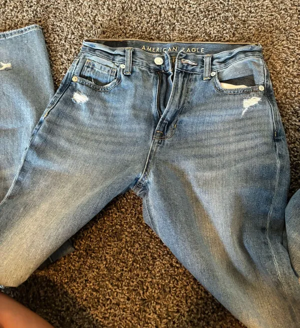 American Eagle Jeans Mom - Image 2