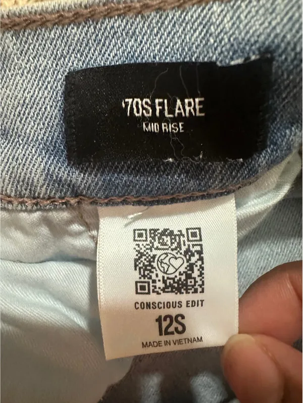 Express 70s Flare Mid Rise light wash stretch denim jeans 12S coastal cowgirl - Image 5