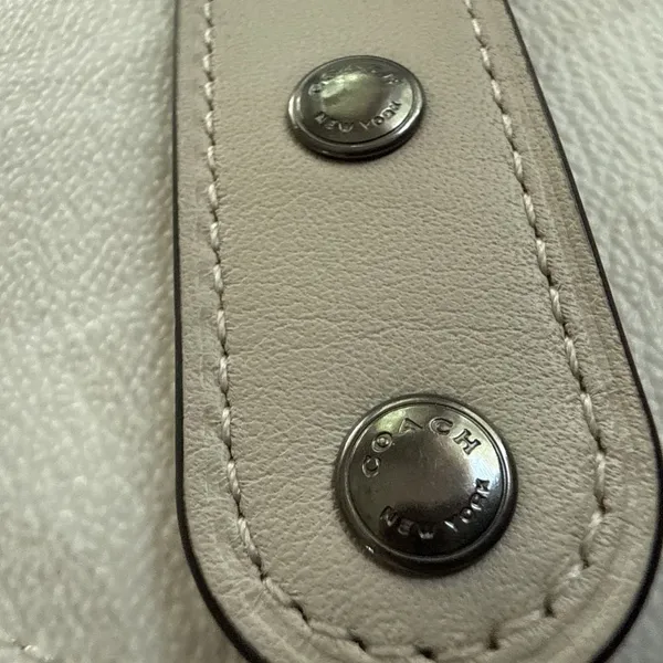 Coach Round Hybrid Pouch In Signature Canvas Central Embossed Coach Patch NWOT - Image 8