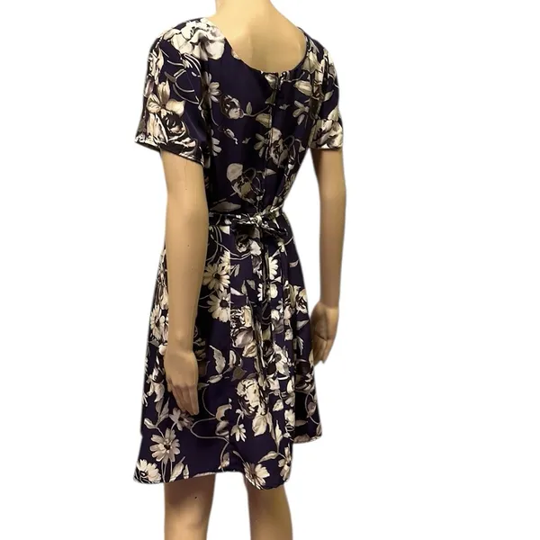 Vintage All That Jazz Plum Cream Floral Print Short Sleeve Zip Tie Back Dress M - Image 7