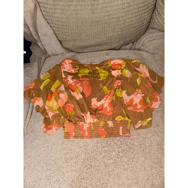 Anthropologie Tiny floral top - Image 3