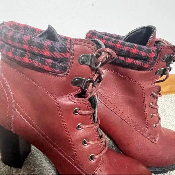 Dolce by Mojo Moxy WitchyFaux‎ leather Red-burgundy ankle boot Whimsigoth Size 8 - Image 6