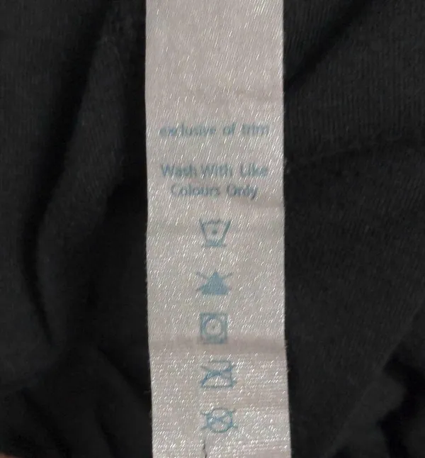 Lululemon Womens Athletic Shorts Black Stretch Elastic Waist Drawstring L - Image 9