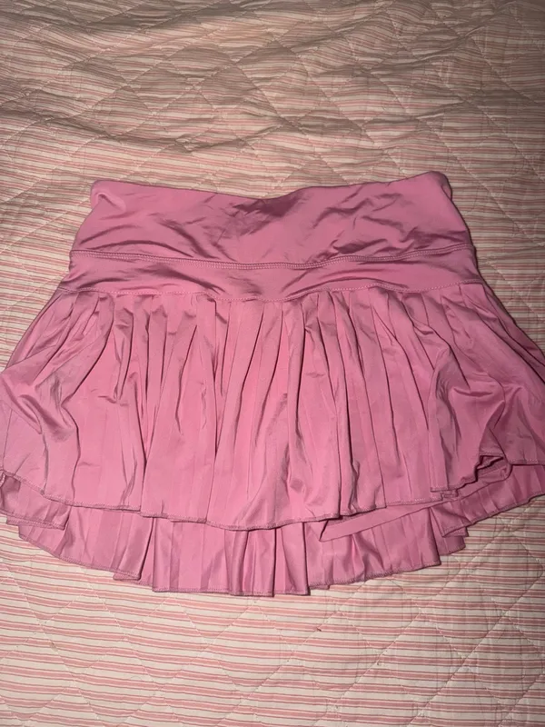 Gold Hinge Skirt Pleated - Image 2