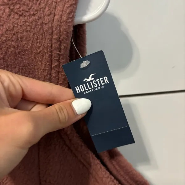 Hollister Mauve Pink Fleece Vest NWT - Image 4