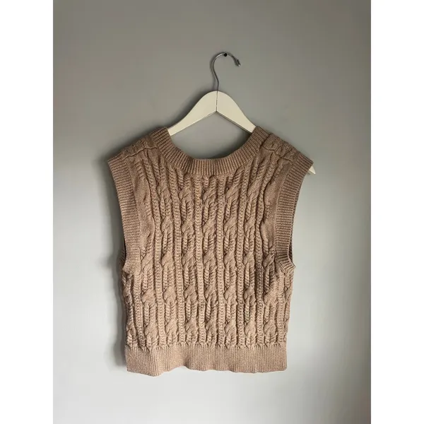 Abercrombie and Fitch Tan Cableknit Sweater Vest Medium Academia Preppy Neutral - Image 3