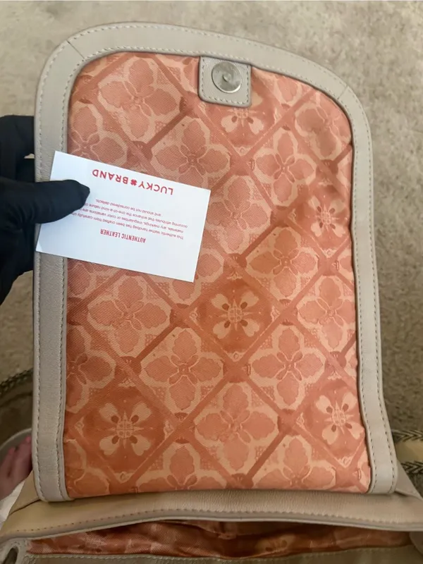 Lucky Brand Rori Leather Crossbody Bag Purse Used ONCE EUC - Image 4